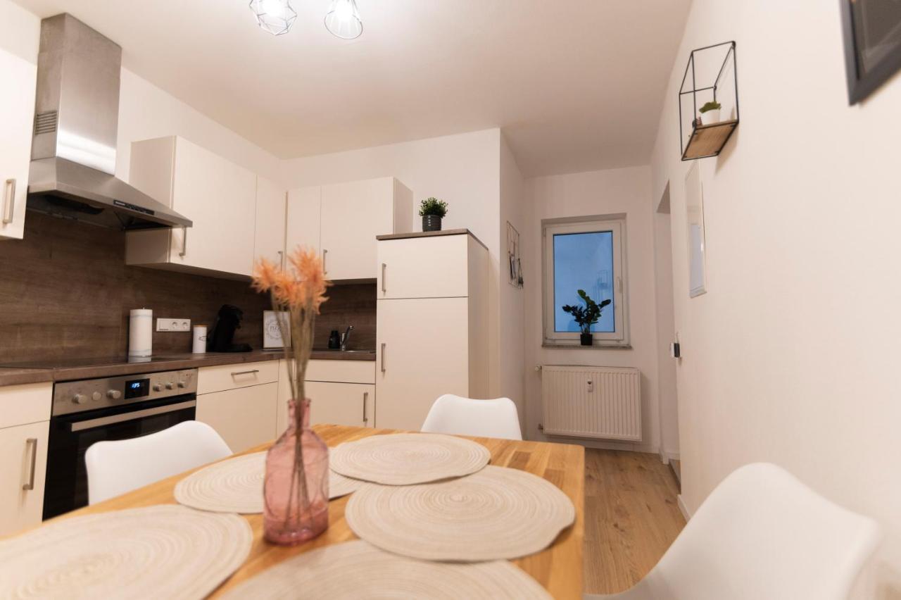 Peter Apartments - Premium Wohnung I 95Qm I 3 Schlafzimmer I Grosses Bad I Kueche I Wohnzimmer I Tv Фулда Екстериор снимка