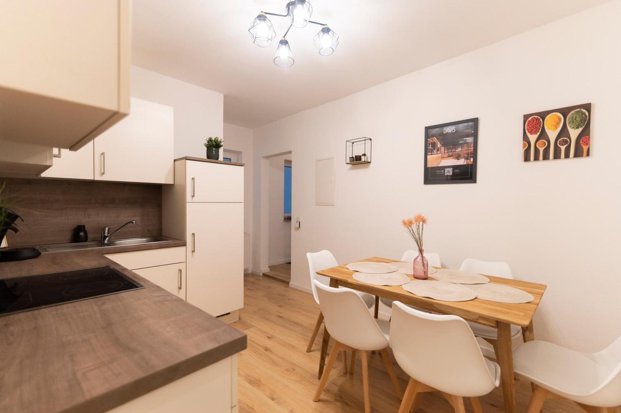 Peter Apartments - Premium Wohnung I 95Qm I 3 Schlafzimmer I Grosses Bad I Kueche I Wohnzimmer I Tv Фулда Екстериор снимка